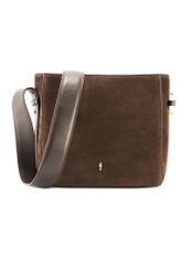 Dámska kožená kabelka hnedej farby TORES-1251-1I(W26) - pohľad spredu na produkt, na bielom pozadí.