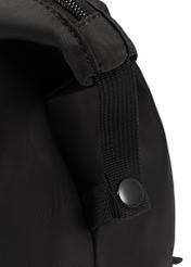 Čierna pánska taška TORMN-0369-99(Z25), detail produktu na bielom pozadí.