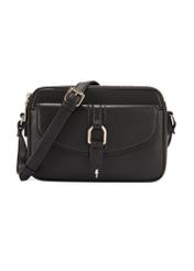 Čierna malá dámska kabelka TOREC-1175-99(W26) - pohľad na produkt spredu, na bielom pozadí.