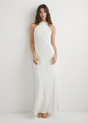 Viskózové šaty ecru SUKDT-0264-0B(W26), pohľad spredu na modelku. Viditeľná celá silueta.