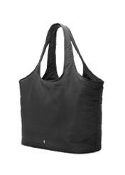 Veľká nylonová dámska kabelka TOREN-0340-99(W26), diagonálny pohľad na produkt na bielom pozadí.