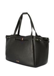 Čierna kožená nákupná taška TORES-1207-9I(W26) - diagonálny pohľad na produkt, na bielom pozadí.