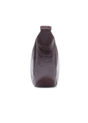 Malá bordová dámska kabelka TORES-1374-4D(Z26) - bočný pohľad na produkt, na bielom podklade.