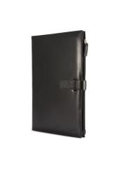 Čierna kožená pánska aktovka TORMS-0480-99(Z25), diagonálny pohľad na produkt na bielom pozadí.