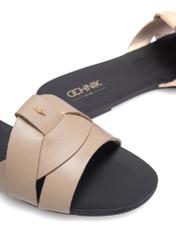 Béžové dámske žabky s vrkočom BUTYD-0903C-1B(W26), detail produktu na bielom pozadí.