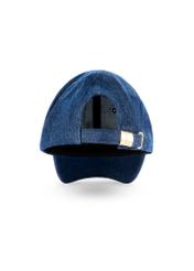 Unisex džínsová šiltovka CZALT-0017-7H(W26) - pohľad na produkt zozadu, na bielom podklade.