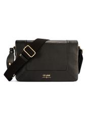 Čierna kožená taška cez rameno TORES-1266-9I(W26) - pohľad spredu na produkt, na bielom pozadí.