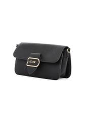 Čierna dámska taška cez rameno TOREC-1120-99(W26) - diagonálny pohľad na produkt, na bielom pozadí.