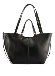 Veľká čierna nákupná taška TOREC-1201-99(W26), pohľad na produkt zozadu na bielom pozadí.