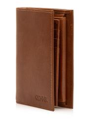 Pánska peňaženka v koňakovej farbe PORMS-0300A-88(Z25), diagonálny pohľad na produkt na bielom pozadí.