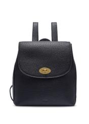 Čierny dámsky batoh TOREC-1138-9I(W26) - pohľad spredu na bielom pozadí.