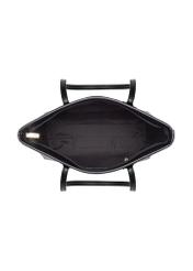 Čierna dámska nákupná taška TOREC-1162-99(W26), pohľad na produkt zhora na bielom pozadí.