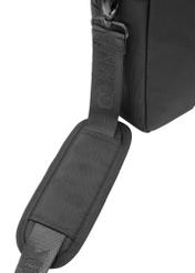 Čierna taška na notebook TORMN-0401-99(W26) - detailný záber, na bielom pozadí.