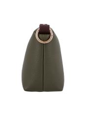Malá dámska khaki kabelka TOREC-0882-8D(W27), bočný pohľad na produkt na bielom pozadí.
