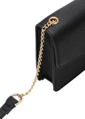 Čierna malá dámska kabelka TOREC-1141-9I(W26), detailný záber produktu na bielom pozadí.