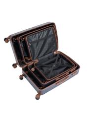 Sada kufrov na kolieskach 19''/24''/28'' WALAB-0084-7D(W26), pohľad na produkty vo vnútri na bielom pozadí.