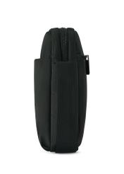 Čierna pánska taška TORMN-0366-99(Z25), bočný pohľad na produkt na bielom pozadí.