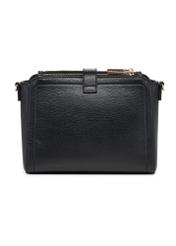 Kožená čierna kabelka cez rameno TORES-1275-9I(W26) - pohľad zozadu na produkt na bielom pozadí.