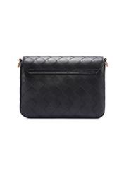 Čierna tkaná dámska kabelka TOREC-0767-9P(W26) - pohľad na produkt zozadu, na bielom podklade.