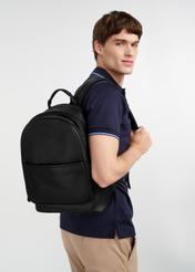 Čierny kožený pánsky batoh PLCMS-0017R-99 (W25)
