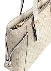 Krémová nákupná taška s monogramom TOREC-1029-0P(W26) - detailný záber na bielom pozadí.