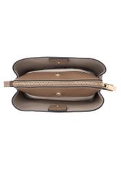 Béžová malá dámska kabelka TOREC-0768-1B(W26), pohľad na produkt vo vnútri na bielom pozadí.