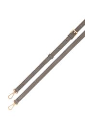 Svetlohnedá dámska kabelka s monogramom TOREC-1180-1K(W26), pohľad na popruh produktu na bielom pozadí.