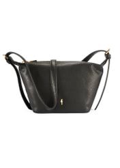 Malá čierna kabelka z pravej kože TORES-1267-9I(W26), pohľad na produkt spredu na bielom podklade.