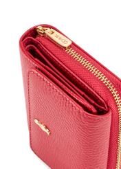 Malá dámska kožená peňaženka červenej farby PORES-0802R-4B(W26), detail produktu na bielom pozadí.