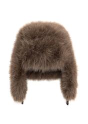 Hnedá dámska čiapka s klapkami na uši CZADF-0047-89(Z25) - pohľad spredu na produkt na bielom pozadí.