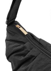 Dámska nylonová kabelka TOREN-0339-99(W26), detail produktu na bielom pozadí.