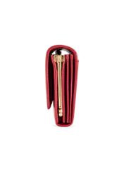 Veľká kožená dámska peňaženka červenej farby PORES-0991-4C(W26), pohľad na produkt zboku na bielom pozadí.