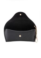 Čierne puzdro na okuliare POREC-0435-99(W26), pohľad na produkt vo vnútri na bielom pozadí.