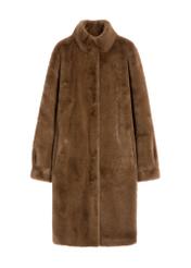 Hnedý elegantný dámsky kožuch FUTDP-0050-89(Z25), pohľad na produkt spredu na bielom pozadí.