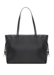 Čierna nákupná taška TOREC-1029-99(W26), pohľad na produkt zozadu na bielom pozadí.