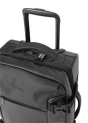 Malý kufor na kolieskach WALNY-0047-99-19(W26) - detailný záber na bielom pozadí.