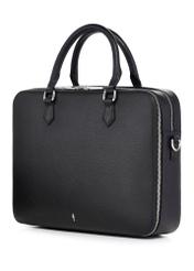 Čierna kožená taška na notebook TORES-1222-99-9I(W26) - diagonálny pohľad na produkt na bielom pozadí.