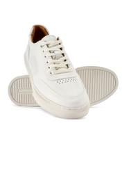 Pánske kožené tenisky v bielej farbe BUTYM-0484-0B(W26), pohľad na produkt zhora a zdola na bielom podklade.