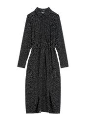 Čierne bodkované šaty SUKDT-0258-9P(W26) - pohľad spredu na produkt, na bielom pozadí.