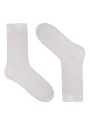 Krémové ponožky z merino vlny SKAMT-0206-0B(Z26), pohľad na produkt spredu na bielom podklade.