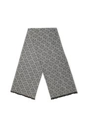 Veľká sivá dámska šatka s monogramom SZADT-0130A-91(Z25), pohľad na produkt spredu na bielom podklade.-02