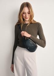 Dámska taška na obličky čierna TOREC-0878-99(W26)