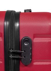 Malý kufor na kolieskach WALAB-0067-4D-19(W26), detailný záber na zips produktu na bielom pozadí.