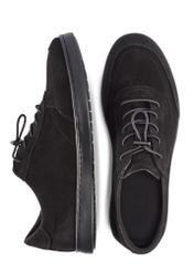 Čierne pánske kožené topánky BUTYM-0529-99(W26), pohľad zhora na produkt na bielom pozadí.