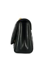 Malá elegantná dámska kabelka TOREC-1098-99(Z25), pohľad na produkt z boku na bielom pozadí.