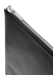 Čierna pánska aktovka TORMS-0474-99(Z25), detail produktu, pohľad na bielom pozadí.