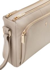 Dámska kožená kabelka cez rameno béžovej farby TORES-0983E-1B(W26), detail produktu na bielom pozadí.