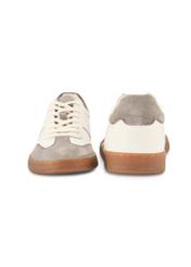 Pánska kožená športová obuv BUTYM-0487-0B(W26), pohľad na produkt spredu a zozadu na bielom pozadí.