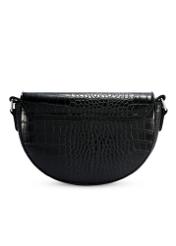 Čierna polkruhová dámska kabelka cez rameno TOREC-1184-9G(W26), pohľad zozadu na produkt na bielom pozadí.