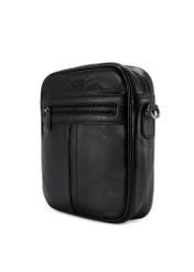 Čierna kožená pánska taška TORMS-0491-99(W26), diagonálny pohľad na produkt na bielom pozadí.